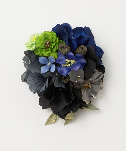 tnc（ティンク）の「【別注】＜tnc＞コサージュ（ブローチ/コサージュ・レディース・クリーム/ネイビー・FREE）」の6枚目の写真