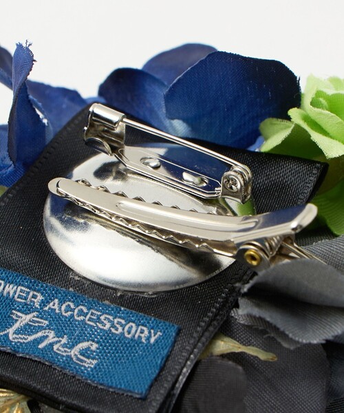 tnc（ティンク）の「【別注】＜tnc＞コサージュ（ブローチ/コサージュ・レディース・クリーム/ネイビー・FREE）」の10枚目の写真