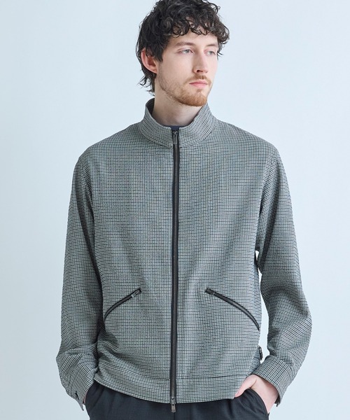 MEN'S BIGI（メンズビギ）の「ライトサッカー スタンドカラーブルゾン＜ストレッチ/通気性＞（ブルゾン・メンズ・ブラック/ブラック系その他・03/04/02）」の2枚目の写真