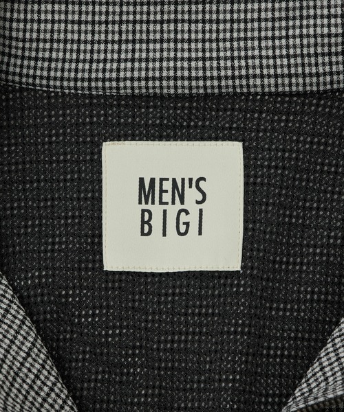 MEN'S BIGI（メンズビギ）の「ライトサッカー スタンドカラーブルゾン＜ストレッチ/通気性＞（ブルゾン・メンズ・ブラック/ブラック系その他・03/04/02）」の4枚目の写真