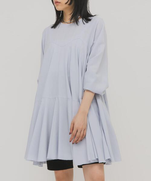 KBF（ケイビーエフ）の「2WAYボリュームヘムミニワンピース（ワンピース・レディース・オフホワイト/ブラック/ライトブルー・ONE）」の14枚目の写真