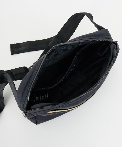 WEB先行予約】[FRED PERRY/フレッドペリー] ティップ テープ クロス