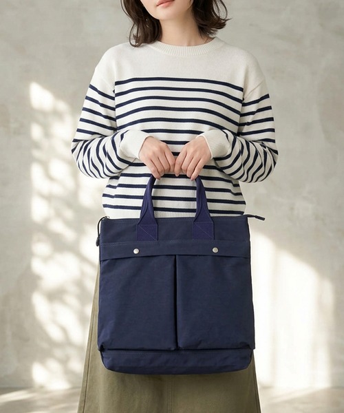 ADPOSION(アドポーション)の「《UNISEX》KONBU Nylon HELMET BAG / コンブナイロン ヘルメットバッグ(ショルダーバッグ・レディース・グレー/ブラック/ネイビー・FREE)」の3枚目の写真