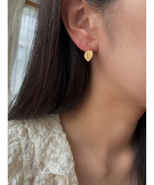 tone(トーン)の「【Spill The Beans】BRASSチャームピアス(MA)(ピアス(両耳用)・レディース・ゴールド/ゴールド系1/ゴールド系2・FREE)」の8枚目の写真