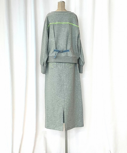 Q（キュー）の「デニム裏毛ドッキングスウェット（スウェット・レディース・インディゴブルー/スカイブルー・MEDIUM）」の6枚目の写真