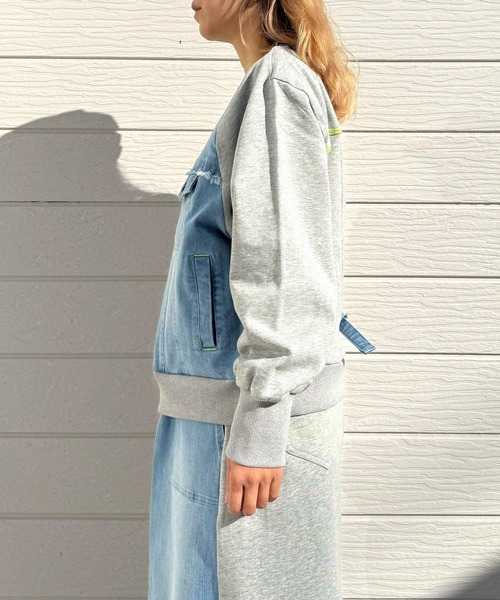 Q（キュー）の「デニム裏毛ドッキングスウェット（スウェット・レディース・インディゴブルー/スカイブルー・MEDIUM）」の17枚目の写真