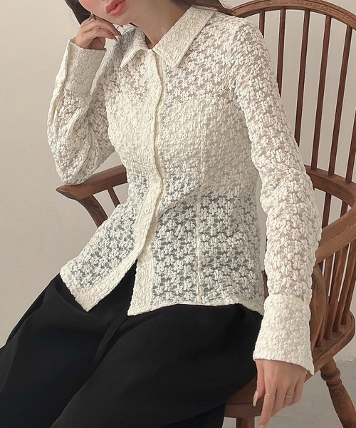 Meiru(メイル)の「カットレースシアーシャツ(シャツ/ブラウス・レディース・ブラック/アイボリー/ブラウン・SMALL/MEDIUM/LARGE)」の1枚目の写真