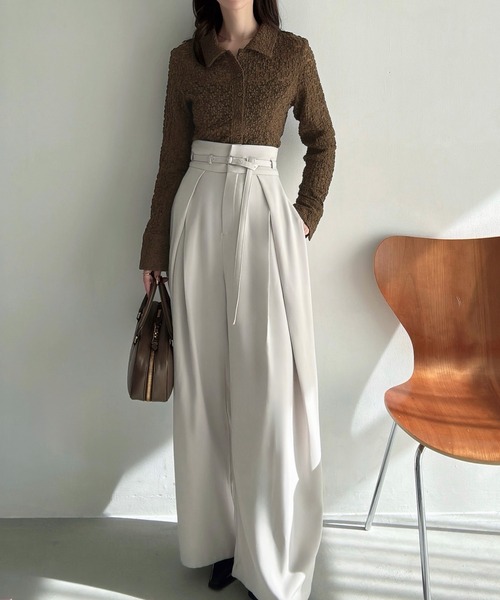 Meiru(メイル)の「カットレースシアーシャツ(シャツ/ブラウス・レディース・ブラック/アイボリー/ブラウン・SMALL/MEDIUM/LARGE)」の12枚目の写真