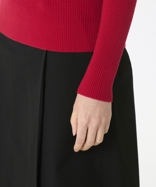 MUSINSA STANDARD WOMAN（ムシンサスタンダードウーマン）の「ウィメンズリブスリムタートルネックニット[レッド]（ニット/セーター・レディース・その他・MEDIUM/SMALL/X-SMALL/LARGE）」の4枚目の写真