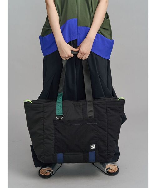 UN3D.(アンスリード)の「BLOCKING TOTE / ブロッキングトート(トートバッグ・レディース・ブラック/その他1・FREE)」の5枚目の写真