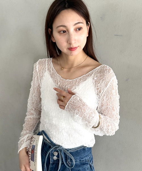 MYMOOD.(マイムード)の「クルーネックレースシアートップス長袖(Tシャツ/カットソー・レディース・ホワイト/ブラック・FREE)」の6枚目の写真