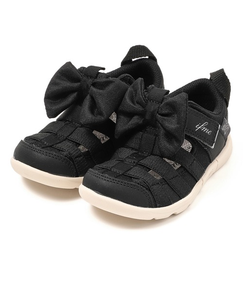 IFME(イフミー)の「KIDS|ifme CALIN WFS ビックリボン サマーシューズ【直営店限定】(サンダル・キッズ・ブラック/ベージュ/ピンク/ホワイト・21.0cm/20.5cm/20.0cm/19.5cm/19.0cm/18.5cm/18.0cm/17.5cm/17.0cm/16.5cm/16.0cm/15.5cm/15.0cm)」の3枚目の写真
