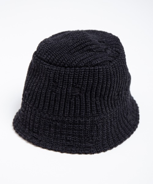 RACAL（ラカル）の「Distressed Knit Bucket Hat / ダメージ加工風針抜きニットバケットハット（ニットキャップ/ビーニー・メンズ・ブラック/ライトベージュ/グレー・FREE）」の7枚目の写真