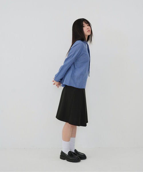 Uenui(ウニュイ)の「【Cunii】classic check ribbon blouse(シャツ/ブラウス・レディース・ブルー・FREE)」の4枚目の写真