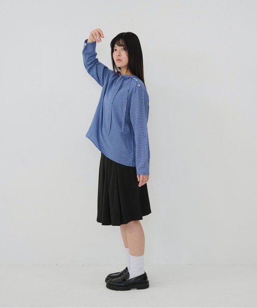 Uenui(ウニュイ)の「【Cunii】classic check ribbon blouse(シャツ/ブラウス・レディース・ブルー・FREE)」の7枚目の写真