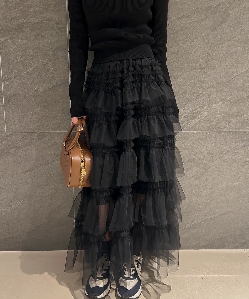 FREE STYLISTS(フリー スタイリスト)の「YUGA_YGMC Lace tiered long skirt(スカート・レディース・ブラック/ホワイト・FREE)」の1枚目の写真