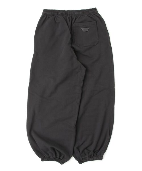 FORSOMEONE(フォーサムワン)の「FORSOMEONE CURSIVE SWEAT PT(その他パンツ・メンズ・ベージュ/ブラック・48/50/46)」の16枚目の写真