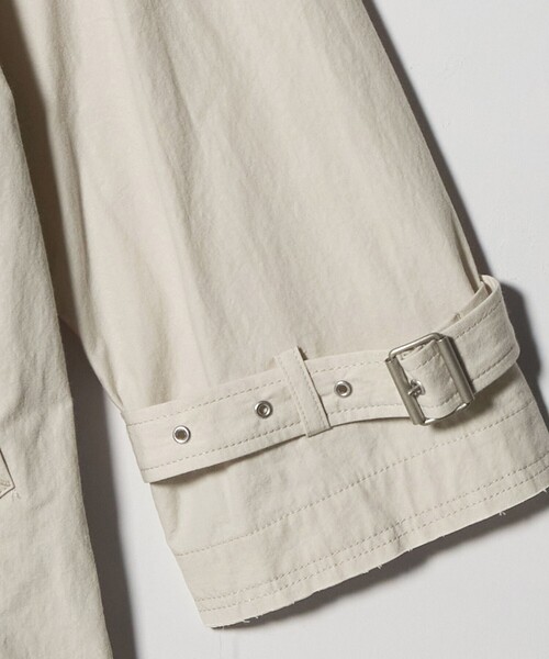 ATTISESSION(アティセッション)の「<ATTISESSION>コットン ナイロン カットオフ トレンチ コート(トレンチコート・レディース・ブラック/オフホワイト・38/36)」の11枚目の写真