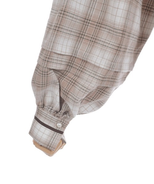 axes femme（アクシーズファム）の「ラインリボンオーバーシャツ（シャツ/ブラウス・レディース・グリーン/モカ/ホワイト・FREE）」の4枚目の写真