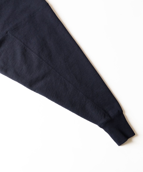 HOLIDAY（ホリデイ）の「ULTRA HEAVY SWEAT CREW-NECK TOPS (Holiday) ウルトラヘビースウェットクルーネックトップス (ホリデイ)（スウェット・レディース・ダークネイビー/ブラック・ONE SIZE）」の5枚目の写真