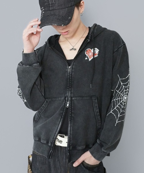 SPINNS(スピンズ)の「レギュラー丈ダブルジップパーカー/ハートスパイダー/バックプリントデザイン(パーカー・メンズ・ブラック系その他/杢グレー/ウッドランド・ONESIZE)」の7枚目の写真