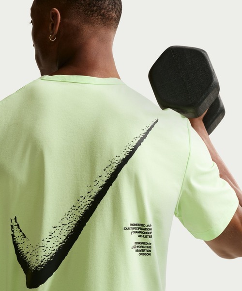 NIKE（ナイキ）の「ナイキ NIKE ナイキ DF HYVERSE GFX S/S トップ（Tシャツ/カットソー・メンズ・ライトグリーン/サックスブルー/ブラック・L/LL/M/3L/S）」の11枚目の写真