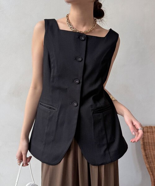 DouDou（ドゥドゥ）の「【WEB限定】スクエアネックベスト（ベスト・レディース・ブラック/ベージュ・FREE）」の2枚目の写真