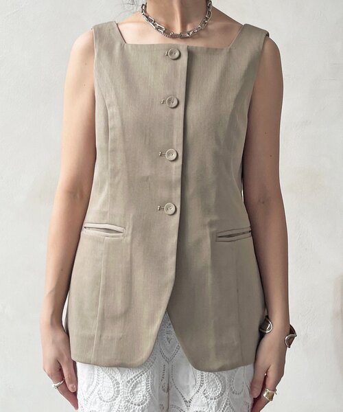 DouDou（ドゥドゥ）の「【WEB限定】スクエアネックベスト（ベスト・レディース・ブラック/ベージュ・FREE）」の11枚目の写真