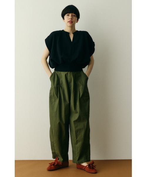 HeRIN.CYE(ヘリンドットサイ)の「Round form baker pants ラウンドフォルムベイカーパンツ(その他パンツ・レディース・ホワイト/カーキ/ブラック・38/36)」の3枚目の写真