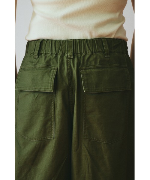 HeRIN.CYE(ヘリンドットサイ)の「Round form baker pants ラウンドフォルムベイカーパンツ(その他パンツ・レディース・ホワイト/カーキ/ブラック・38/36)」の10枚目の写真