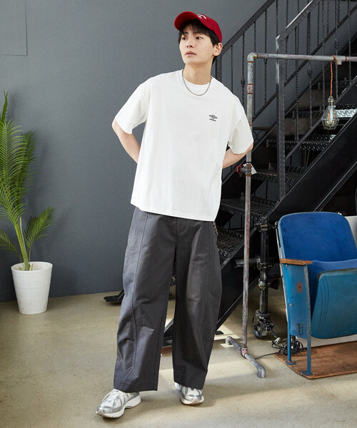 UMBRO(アンブロ)の「UMBRO × PUBLUX/アンブロ <吸水速乾>別注 プレーティング 天竺 ワンポイント Tシャツ 限定展開(Tシャツ/カットソー・メンズ・ブラック/チャコールグレー/ライトグレー/ホワイト・LARGE/MEDIUM)」の14枚目の写真