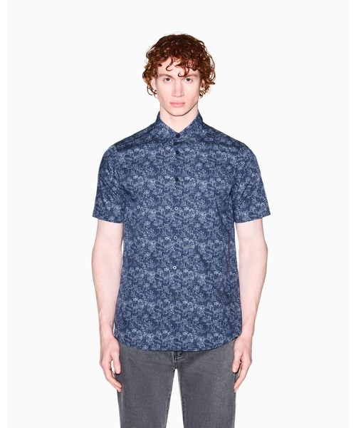 ARMANI EXCHANGE(アルマーニエクスチェンジ)の「【A|X アルマーニ エクスチェンジ】<オンライン限定>オールオーバープリント 半袖シャツ/REGULAR(シャツ/ブラウス・メンズ・ネイビー・X-SMALL/X-LARGE/SMALL/MEDIUM/LARGE)」の1枚目の写真