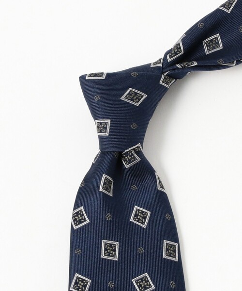 BEAMS F（ビームスエフ）の「シルク 小紋柄 ジャカード ネクタイ（ネクタイ・メンズ・ネイビー/グレー・ONE SIZE）」の8枚目の写真