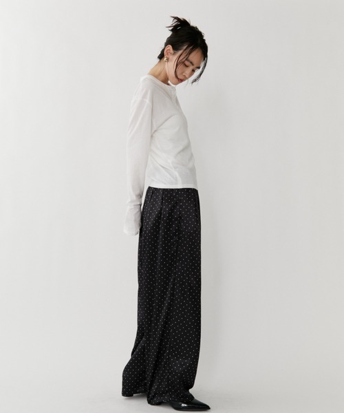 VION（ヴィオン）の「ミニマルドットイージーワイドパンツ / Minimal Dot Easy Wide Pants（その他パンツ・レディース・ブラック/ホワイト・S/M）」の4枚目の写真
