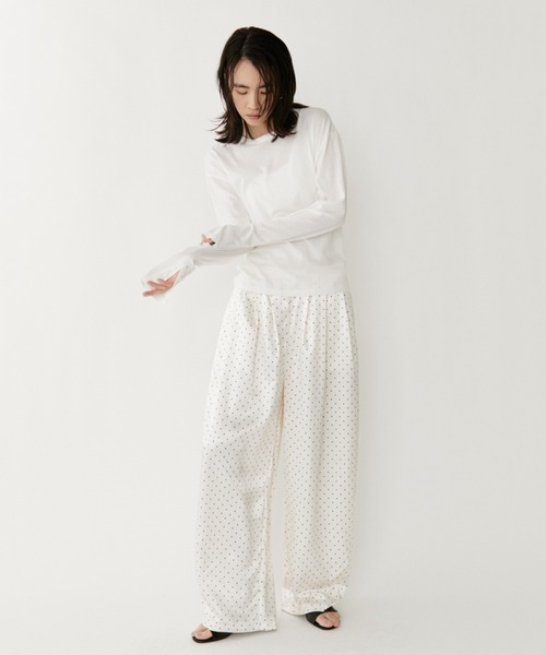 VION（ヴィオン）の「ミニマルドットイージーワイドパンツ / Minimal Dot Easy Wide Pants（その他パンツ・レディース・ブラック/ホワイト・S/M）」の6枚目の写真