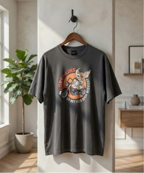 ALWAYS GOOD TIME（オルウェイズグッドタイム）の「【GREMULINS/グレムリン】ＵＳＤ加工ギズモプリント半袖Ｔシャツ/Movie Tee（Tシャツ/カットソー・メンズ・ブラック系その他/スミクロ/アイボリー/ホワイト系その他・M/LL/L）」の4枚目の写真
