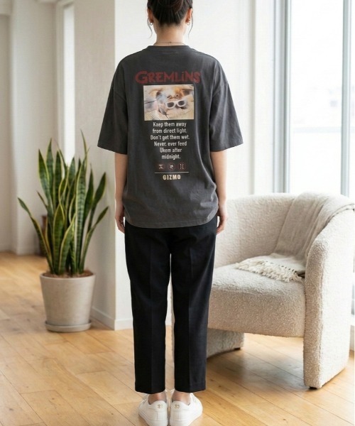 ALWAYS GOOD TIME（オルウェイズグッドタイム）の「【GREMULINS/グレムリン】ＵＳＤ加工ギズモプリント半袖Ｔシャツ/Movie Tee（Tシャツ/カットソー・メンズ・ブラック系その他/スミクロ/アイボリー/ホワイト系その他・M/LL/L）」の19枚目の写真