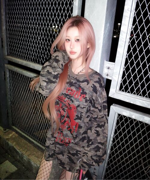 IDWS(アイドンワナセル)の「Draft Long Sleeve Light Multi(Tシャツ/カットソー・レディース・その他・1/2/0)」の3枚目の写真