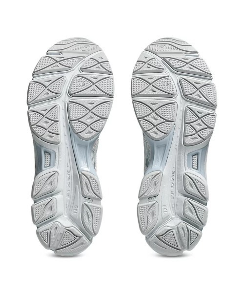 ASICS(アシックス)の「ASICS GEL-CUMULUS 16(アシックス ゲル キュムラス 16)(スニーカー・レディース・ブルー系/ホワイト系・24.5cm/24cm/23cm/25cm/23.5cm)」の16枚目の写真