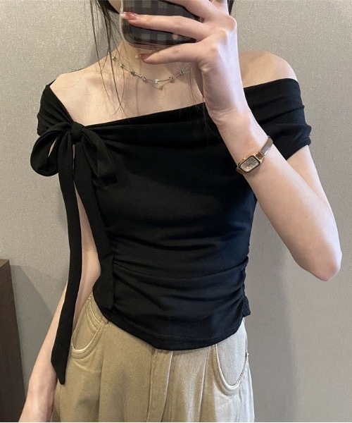 Teem Store(チームストア)の「【チョーカー付き】サイドギャザーワンショルTシャツ(Tシャツ/カットソー・レディース・チャコール/ホワイト/ワイン/ブラック・F)」の9枚目の写真