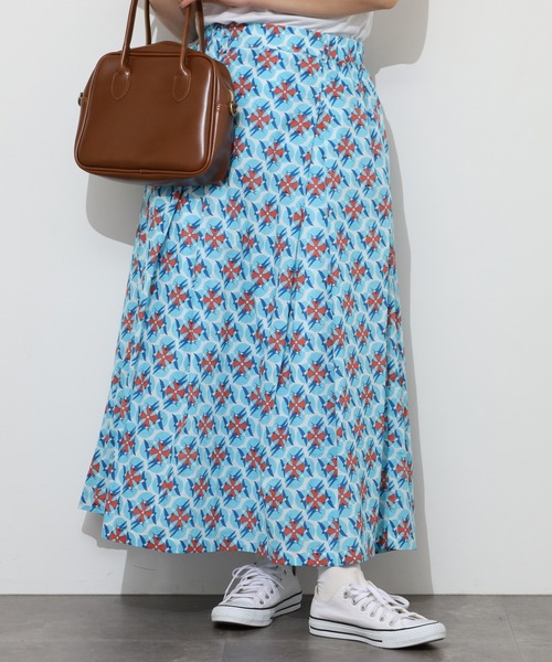 KILKI（キルキー）の「kilki　スワロープリントスカート（スカート・レディース・ブルー系/グリーン系・ONESIZE）」の10枚目の写真