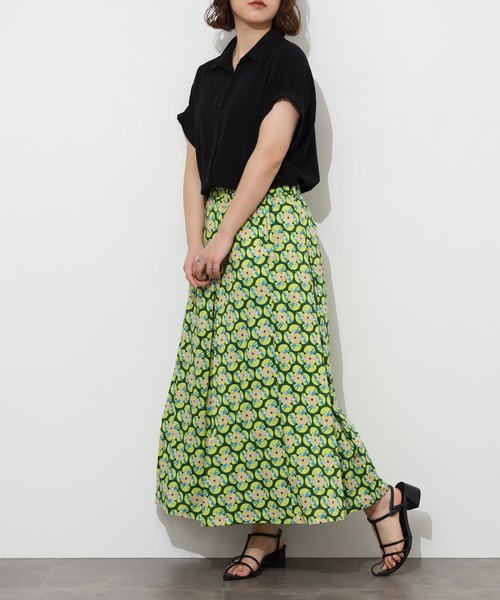 KILKI（キルキー）の「kilki　スワロープリントスカート（スカート・レディース・ブルー系/グリーン系・ONESIZE）」の8枚目の写真