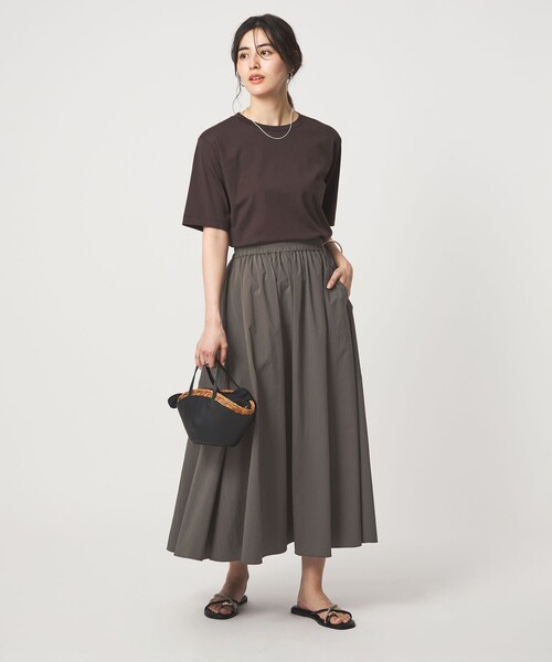 green label relaxing(グリーンレーベルリラクシング)の「WONDER CLOTH ボリューム スカート マシンウォッシャブル ストレッチ 接触冷感 吸水速乾(スカート・レディース・ダークグレー/ベージュ/コバルトブルー・FREE)」の5枚目の写真