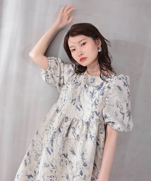 Kana(カナ)の「マーブルジャガードパフスリーブワンピースドレス パーティー 結婚式 お呼ばれ マタニティ オケージョンドレス(ドレス・レディース・グリーン/ネイビー・M)」の13枚目の写真