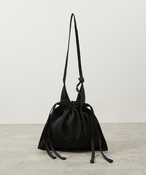 And A(アンドエー)の「ITTI イッチ / MARY RED CROSS BAG CERATO BRIGHT 撥水ナイロンレッドクロスショルダーバッグ / ITTI-BAG-181-CB(ショルダーバッグ・メンズ・オレンジ/オリーブ/ブラウン/ブラック・FREE)」の8枚目の写真