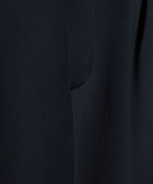 UNITED ARROWS(ユナイテッドアローズ)の「LIGHT SPONGY ワイドパンツ ‐ウォッシャブル‐(スラックス・レディース・ネイビー/オフホワイト/ブラック・40/34/36/38)」の20枚目の写真