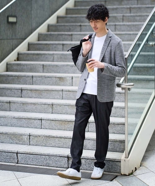 a.v.v（アーヴェヴェ）の「【イージーケア/洗濯機で洗える/ストレッチ】スラブメランジカノコスマートジャケット（テーラードジャケット・メンズ・チャコールグレー/ネイビー・46/48/52/50）」の3枚目の写真