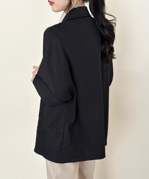 DAY CLOSET(デイ クローゼット)の「【ゆるっと羽織れてこなれ魅せ】半袖ドルマンスリーブダブルボタンテーラードジャケット レディース(テーラードジャケット・レディース・ブラック/チャコールグレー/ベージュ・L/M)」の8枚目の写真