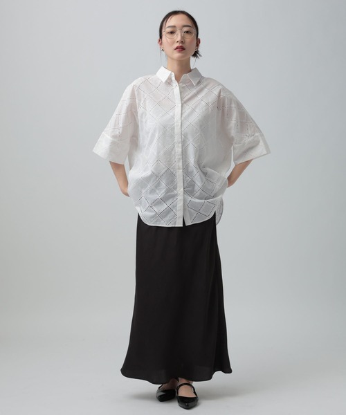 LEPSIM(レプシィム)の「ハーフスリーブ刺繍シャツチュニック 664007(シャツ/ブラウス・レディース・ブラウン/ブラック/オフホワイト・FREE)」の8枚目の写真