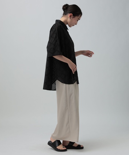 LEPSIM(レプシィム)の「ハーフスリーブ刺繍シャツチュニック 664007(シャツ/ブラウス・レディース・ブラウン/ブラック/オフホワイト・FREE)」の14枚目の写真